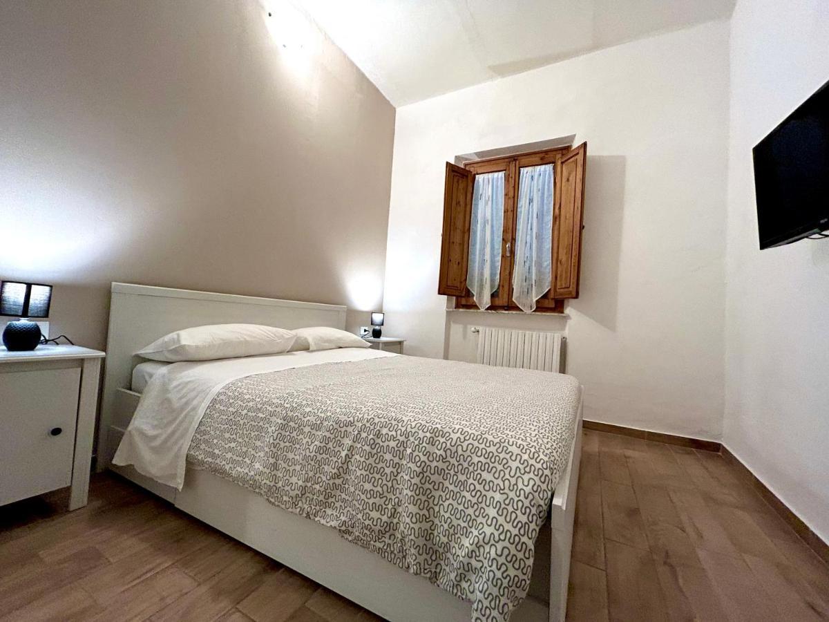 Apartment Nel Centro Della Citta Pistoia Exterior foto