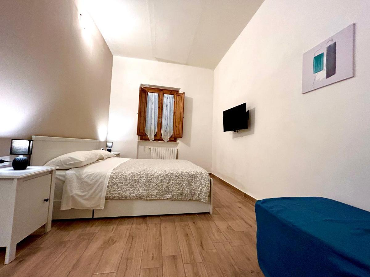 Apartment Nel Centro Della Citta Pistoia Exterior foto