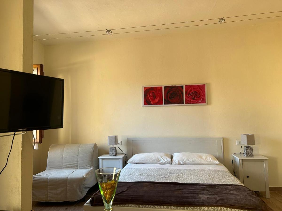 Apartment Nel Centro Della Citta Pistoia Exterior foto